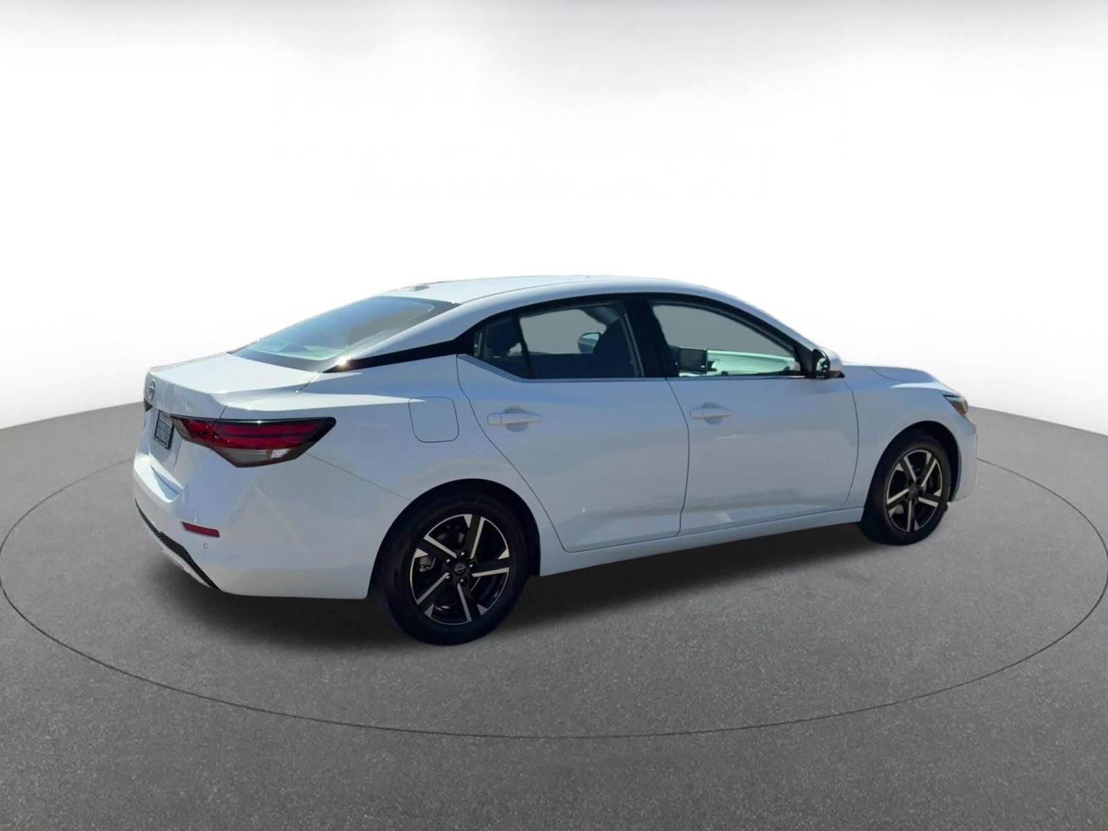 Thumbnail: 2025 Nissan Sentra - 15
