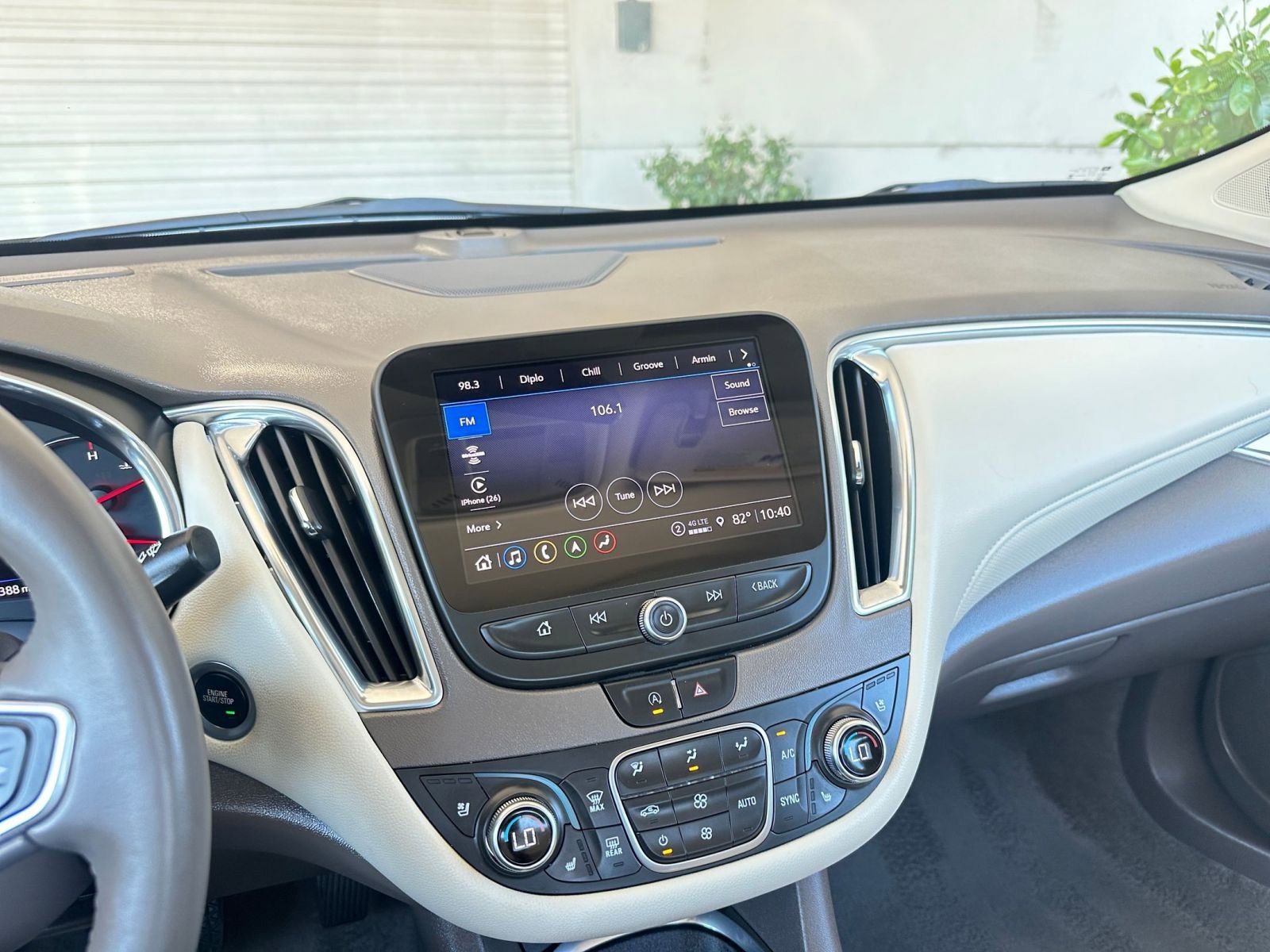 Thumbnail: 2024 Chevrolet Malibu - 21