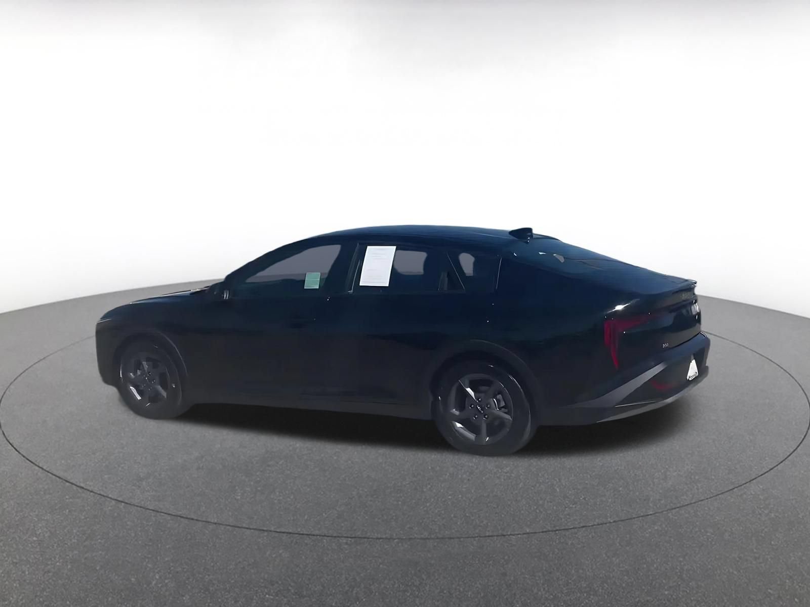 Thumbnail: 2025 Kia K4 - 10