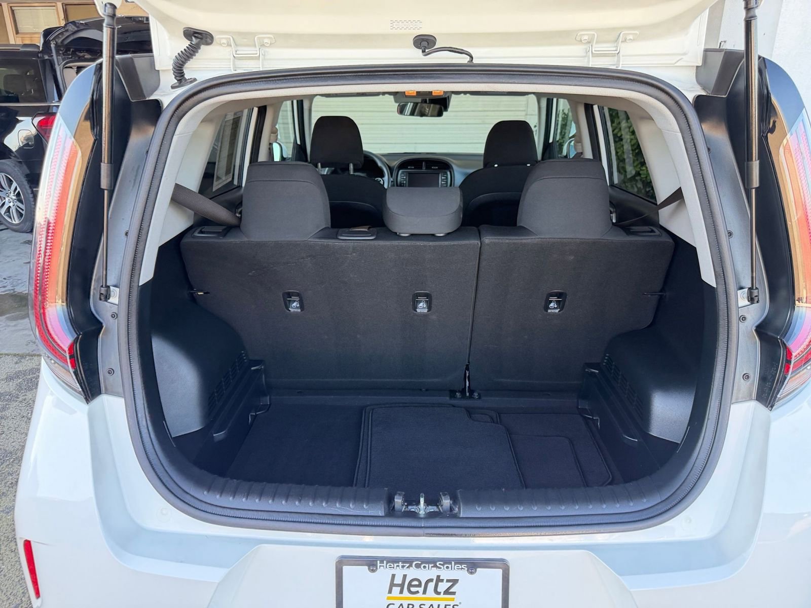 Thumbnail: 2025 Kia Soul - 31