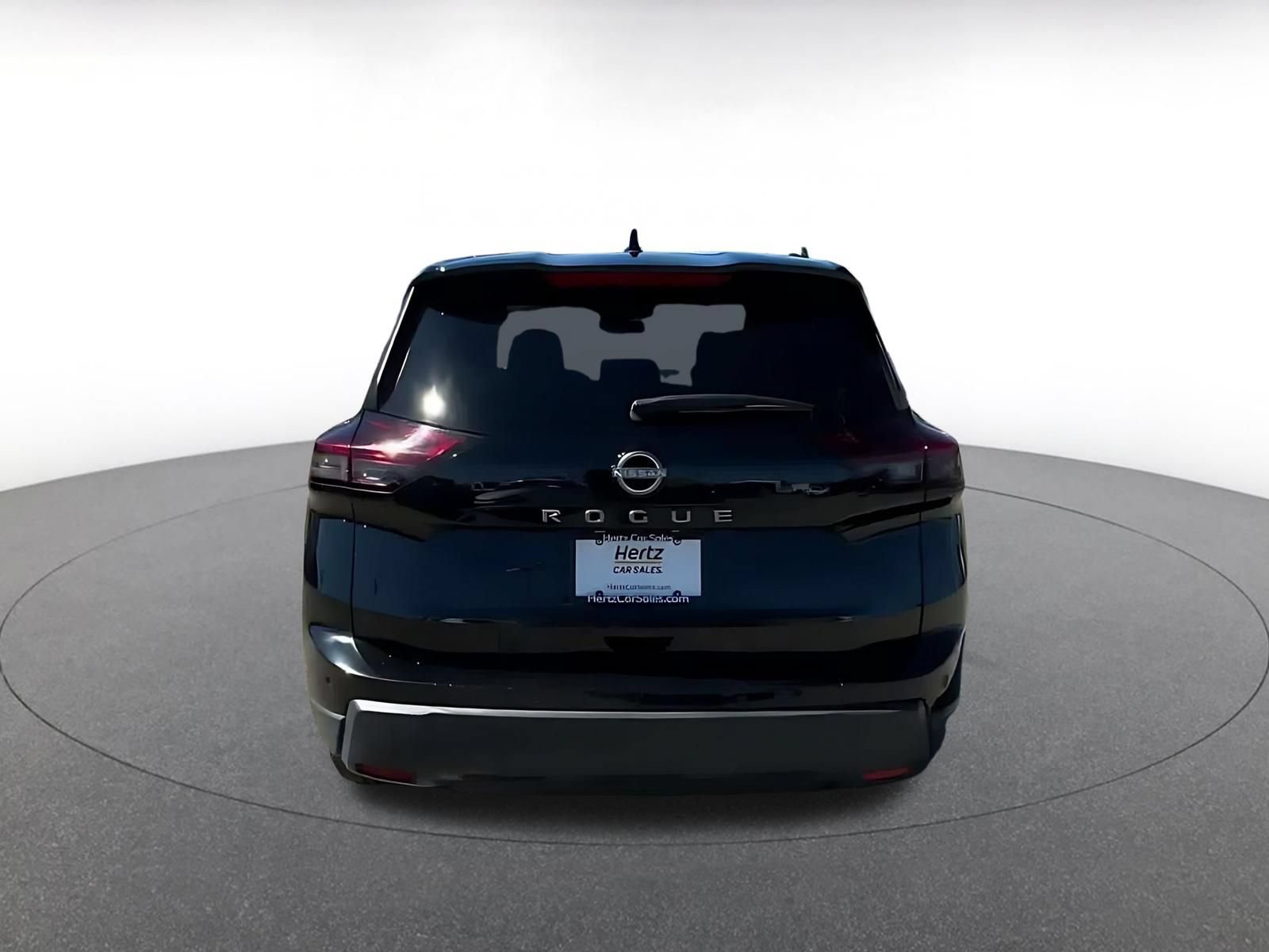 Thumbnail: 2025 Nissan Altima - 12
