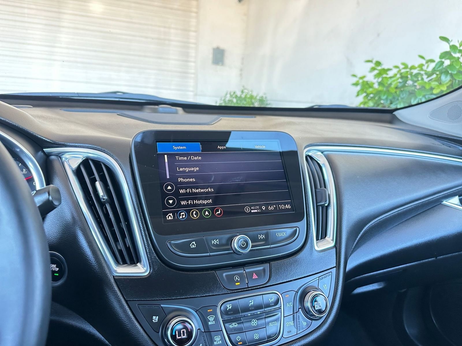 Thumbnail: 2024 Chevrolet Malibu - 21