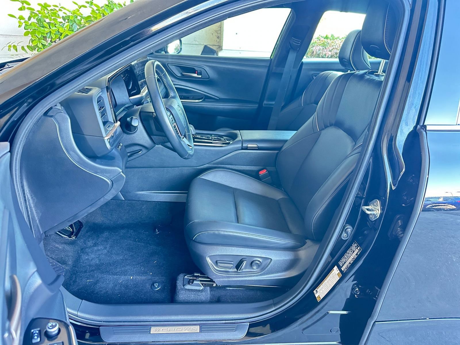 Thumbnail: 2025 Toyota Crown - 27