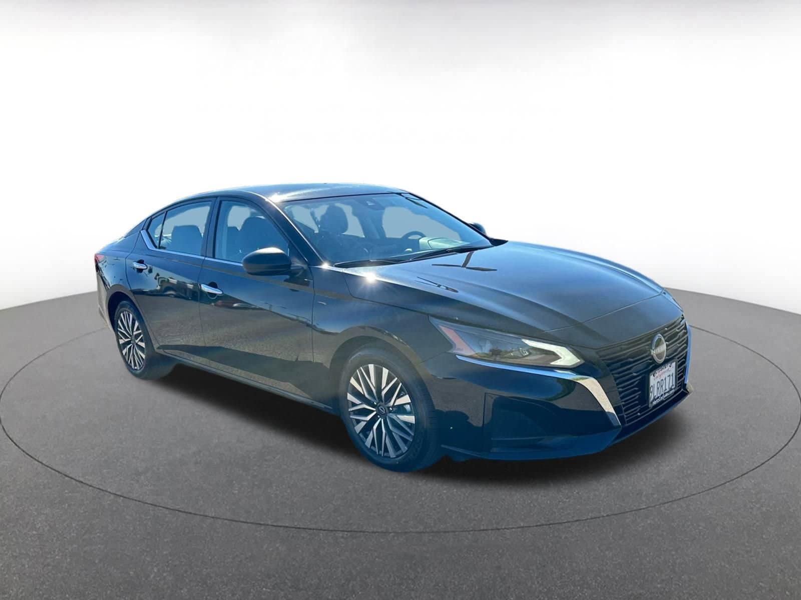 2024 Nissan Altima SV