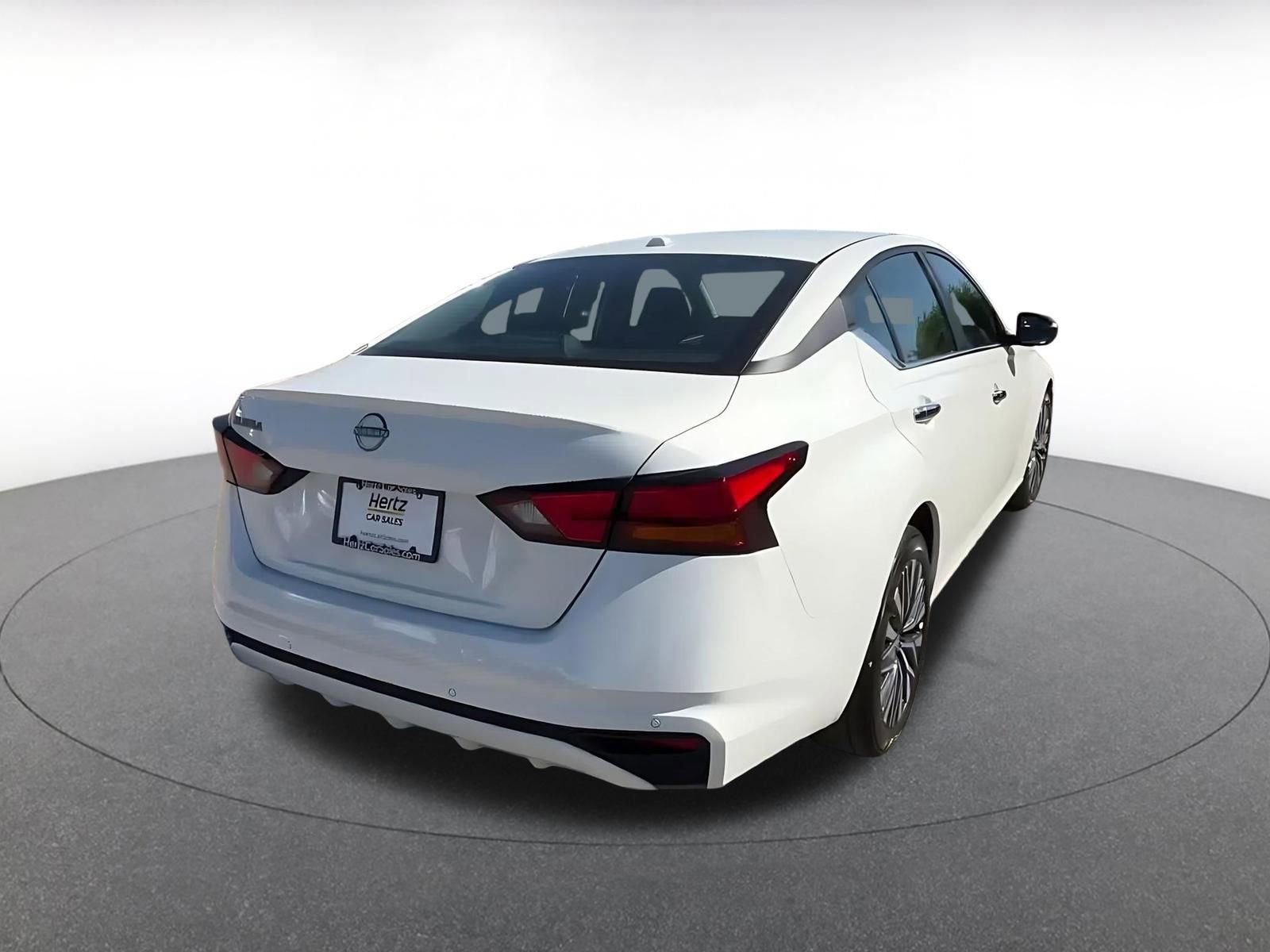 Thumbnail: 2025 Nissan Altima - 14