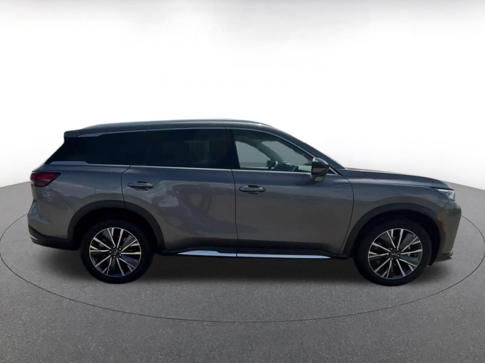 Thumbnail: 2026 INFINITI QX60 - 15