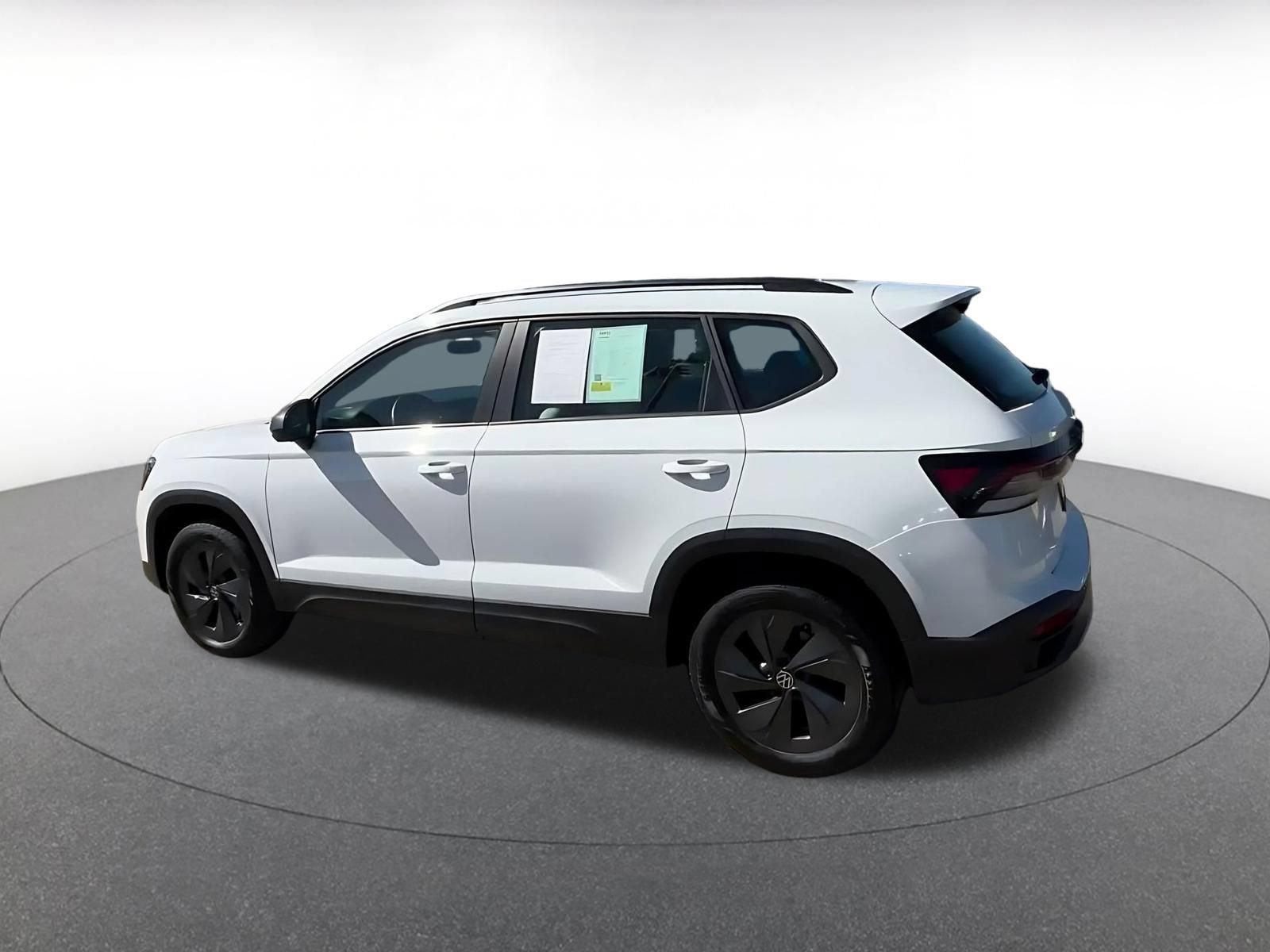 Thumbnail: 2026 Volkswagen Taos - 9