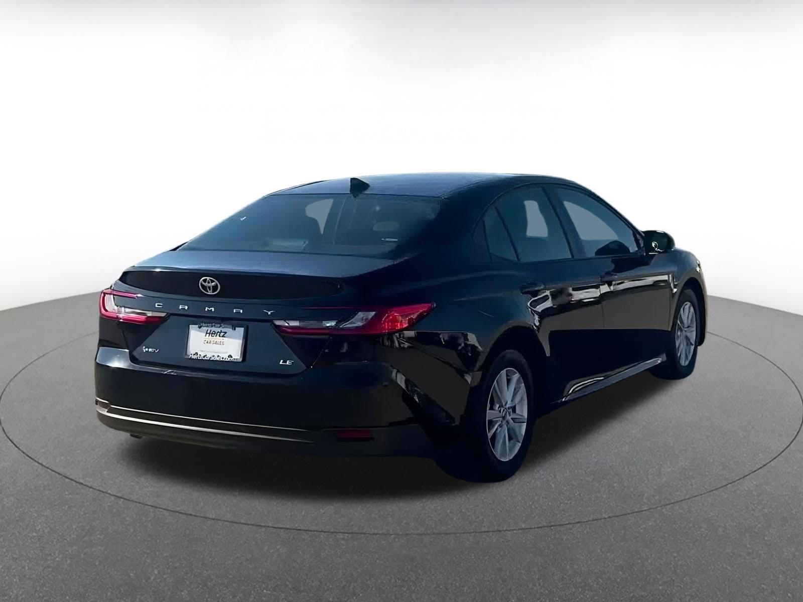 Thumbnail: 2025 Toyota Camry - 12