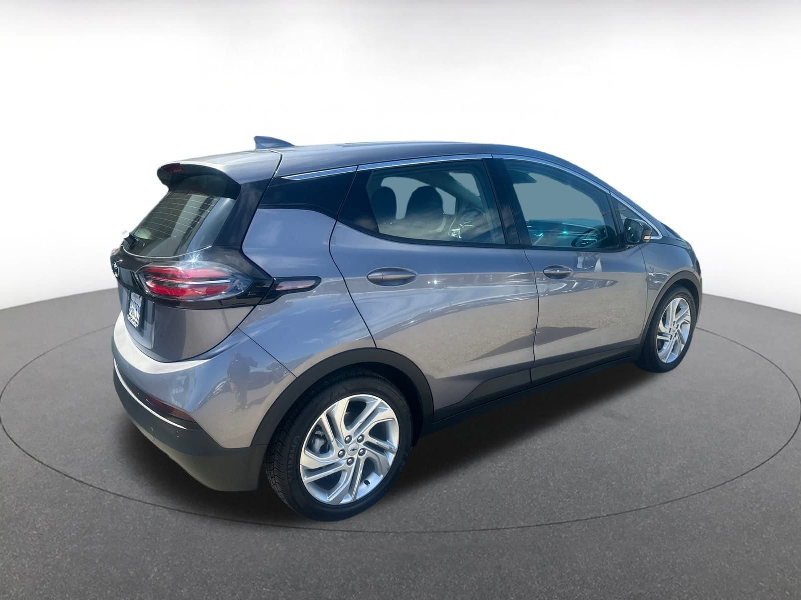 Thumbnail: 2023 Chevrolet Bolt EV - 5