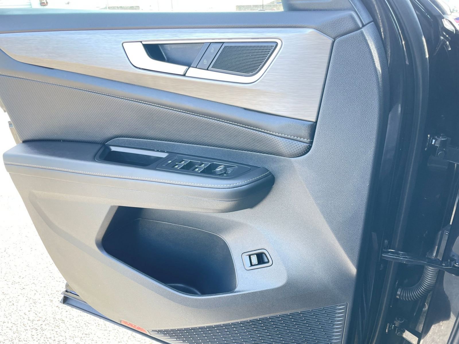 Thumbnail: 2025 Volkswagen Atlas - 20