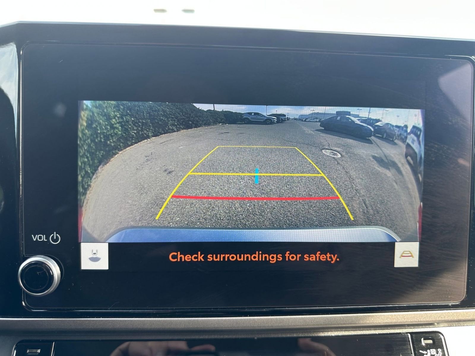 Thumbnail: 2025 Toyota Camry - 17