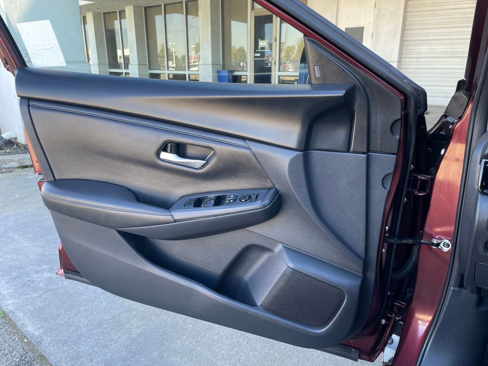 Thumbnail: 2025 Nissan Sentra - 18