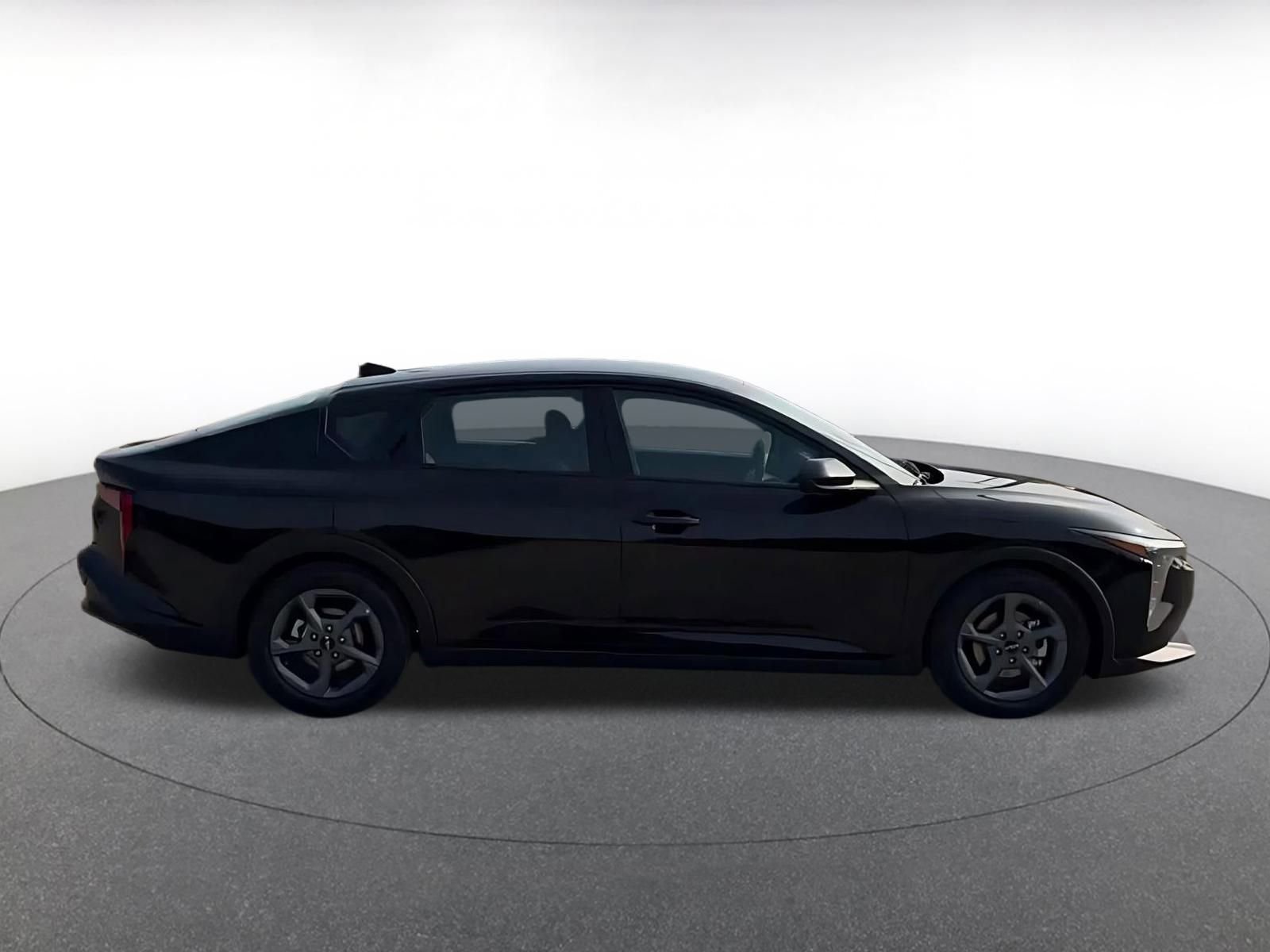 Thumbnail: 2025 Kia K4 - 16