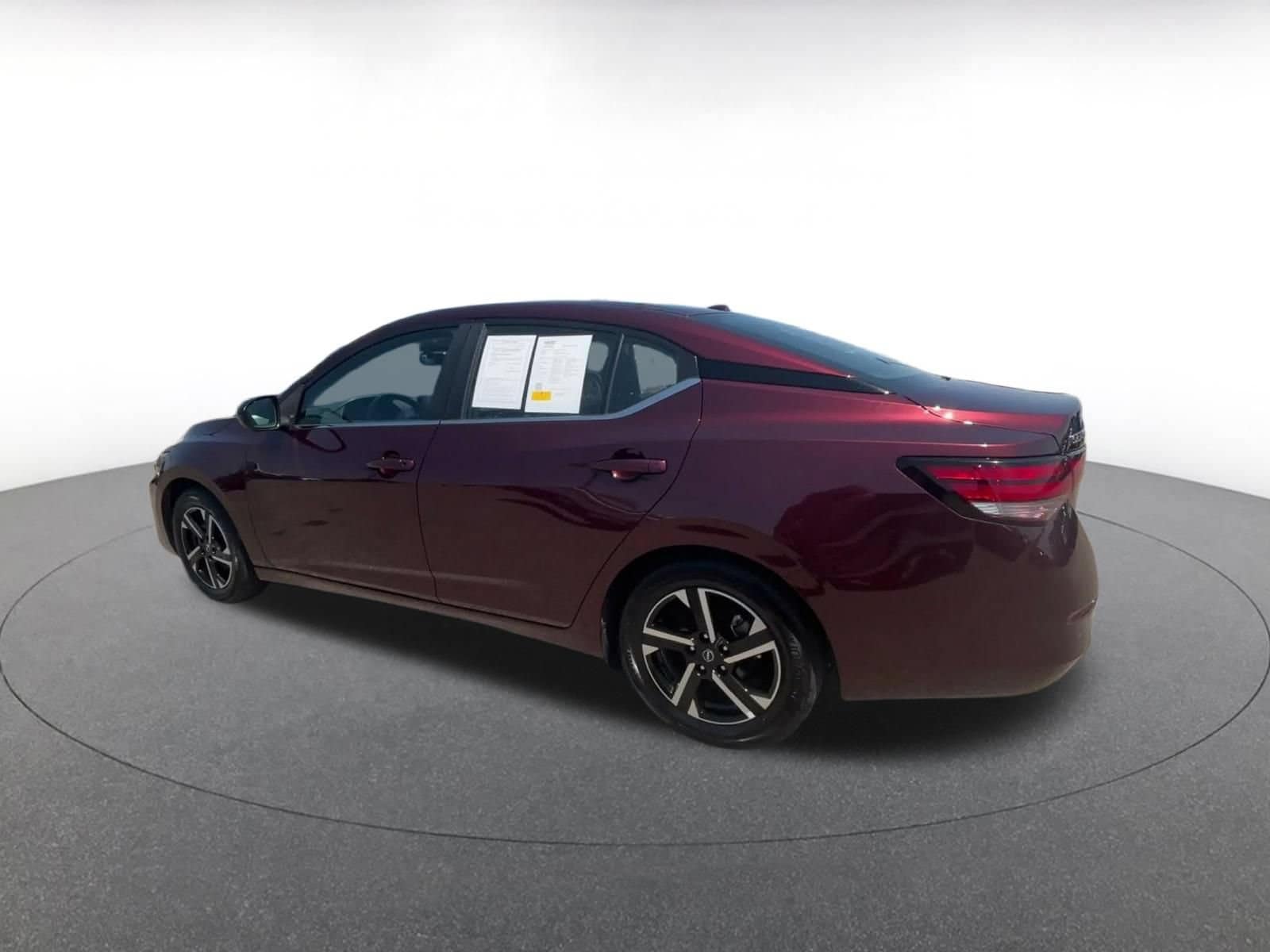 Thumbnail: 2025 Nissan Sentra - 10