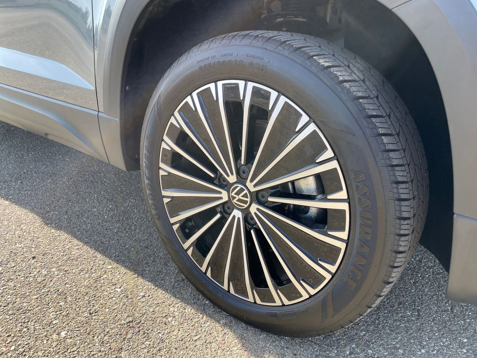 Thumbnail: 2025 Volkswagen Taos - 31