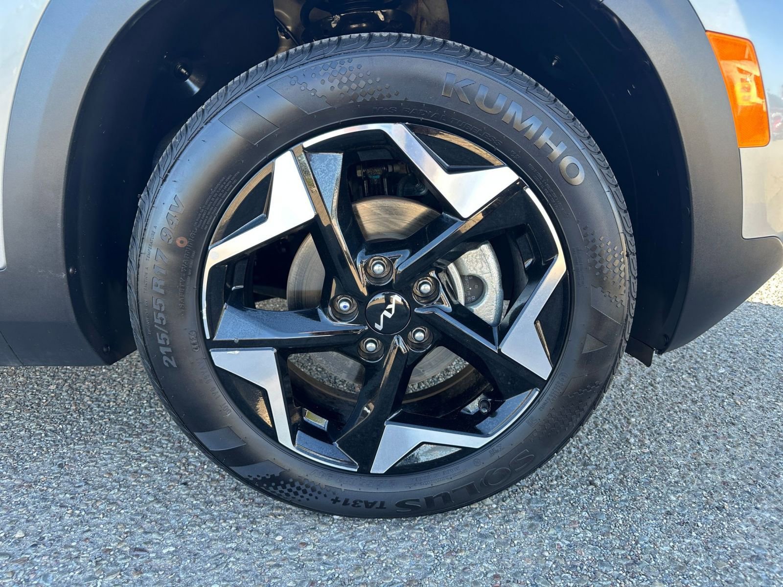 Thumbnail: 2025 Kia Seltos - 32