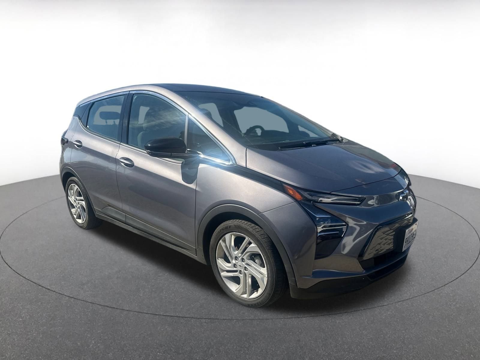 Thumbnail: 2023 Chevrolet Bolt EV - 2