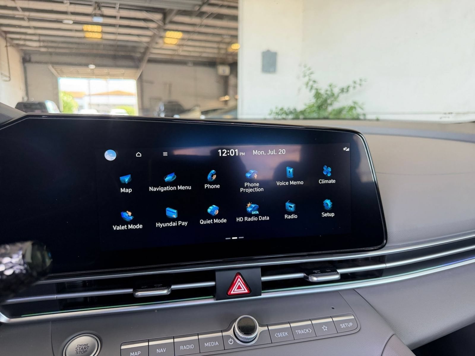 Thumbnail: 2025 Hyundai Elantra - 21