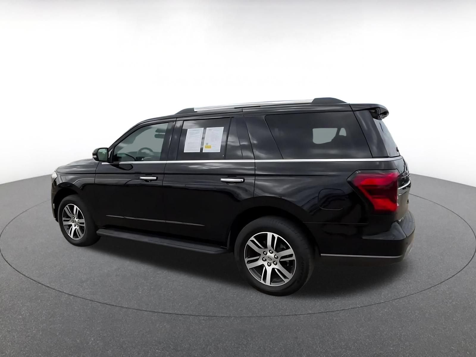 Thumbnail: 2024 Ford Expedition - 10