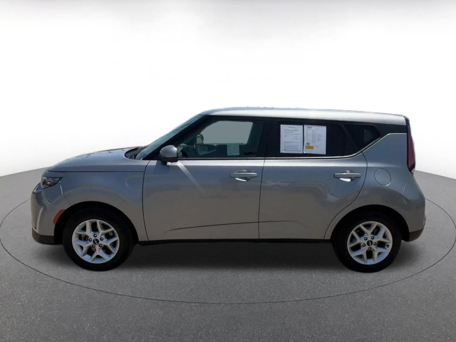 Thumbnail: 2025 Kia Soul - 9