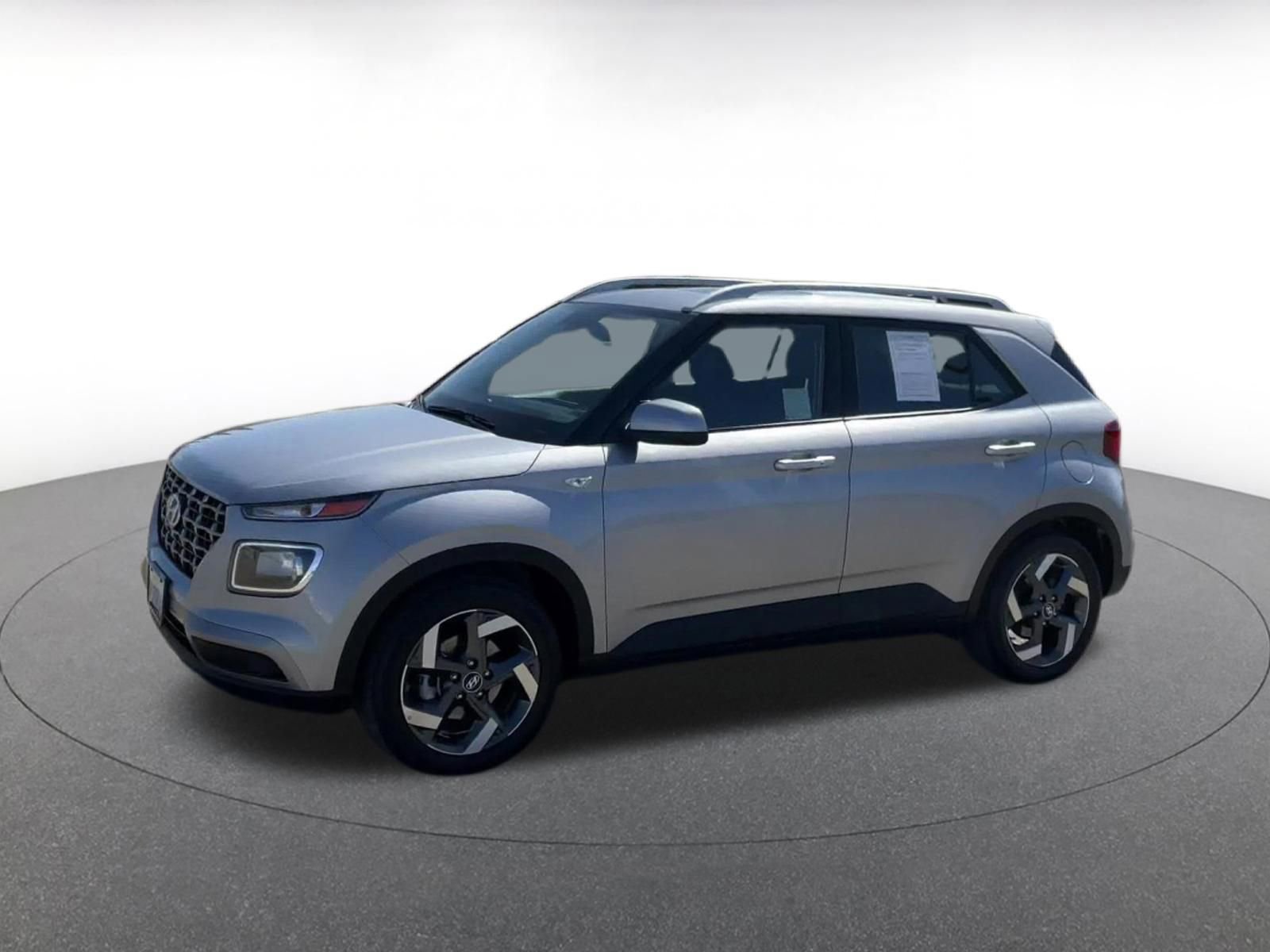 Thumbnail: 2025 Hyundai Venue - 8