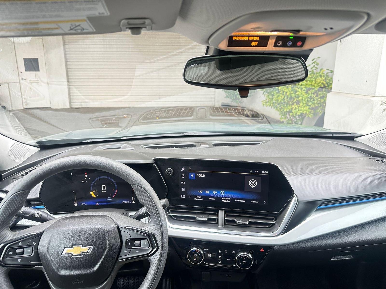 Thumbnail: 2025 Chevrolet Trax - 33
