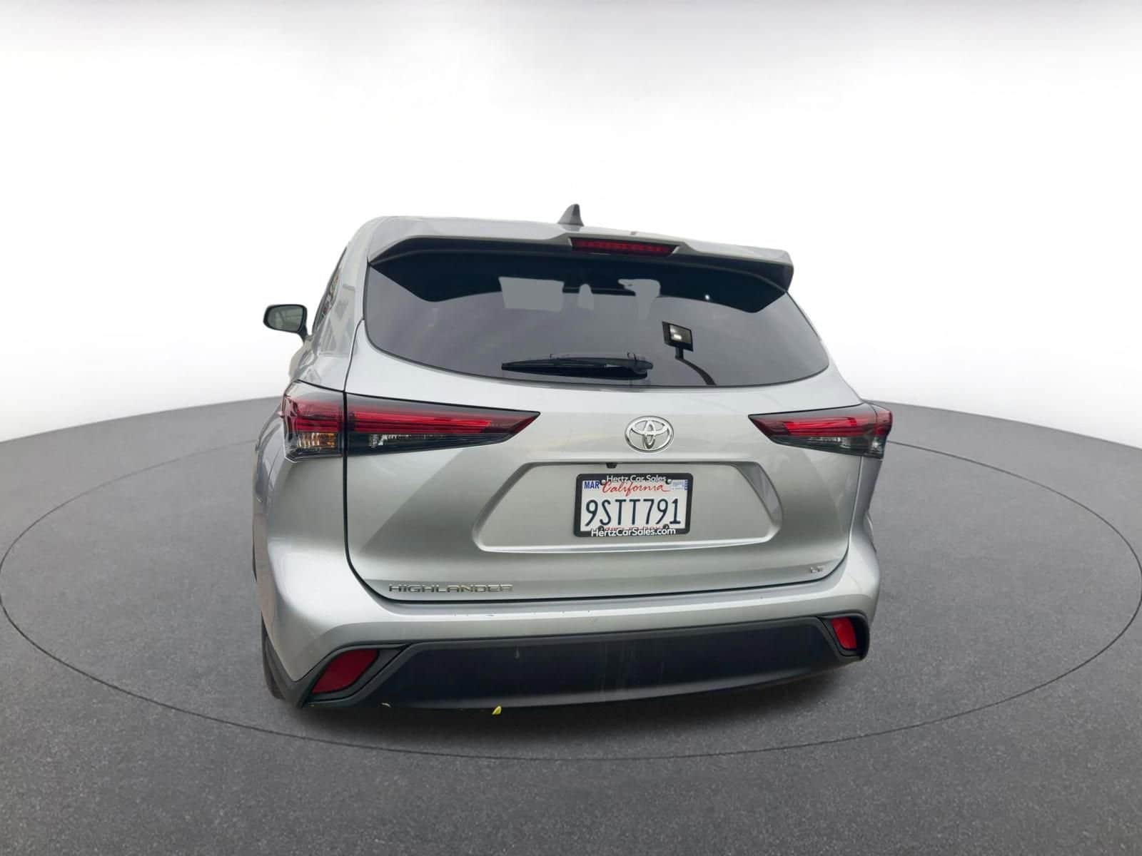 Thumbnail: 2025 Toyota Highlander - 2