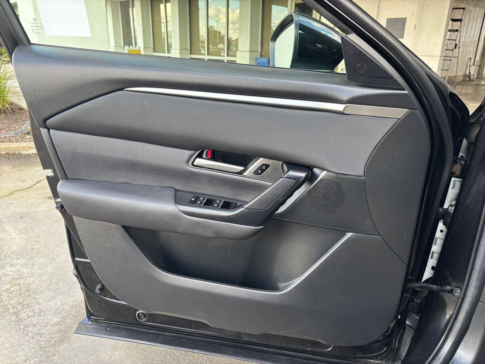 Thumbnail: 2025 Mazda CX-50 - 18