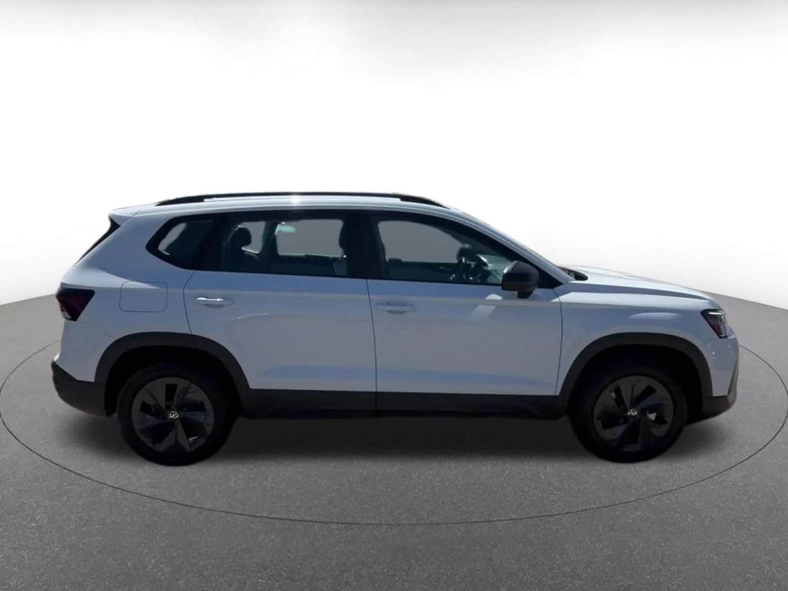 Thumbnail: 2026 Volkswagen Taos - 16