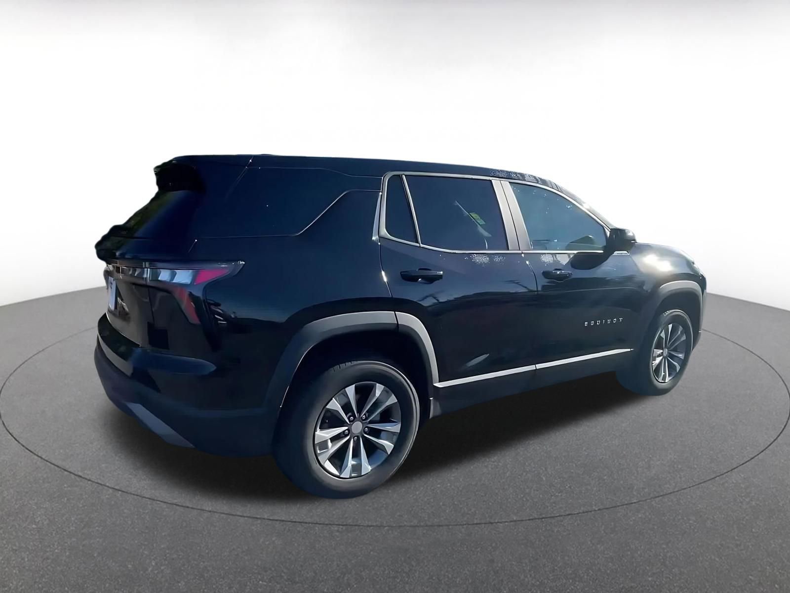 Thumbnail: 2025 Chevrolet Equinox - 15
