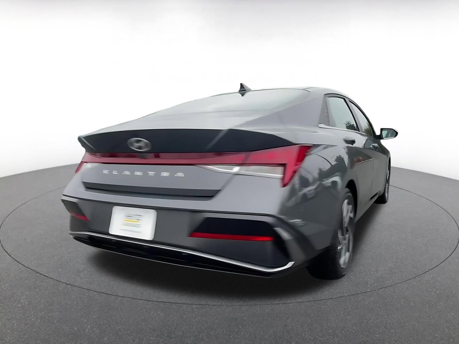 Thumbnail: 2025 Hyundai Elantra - 14