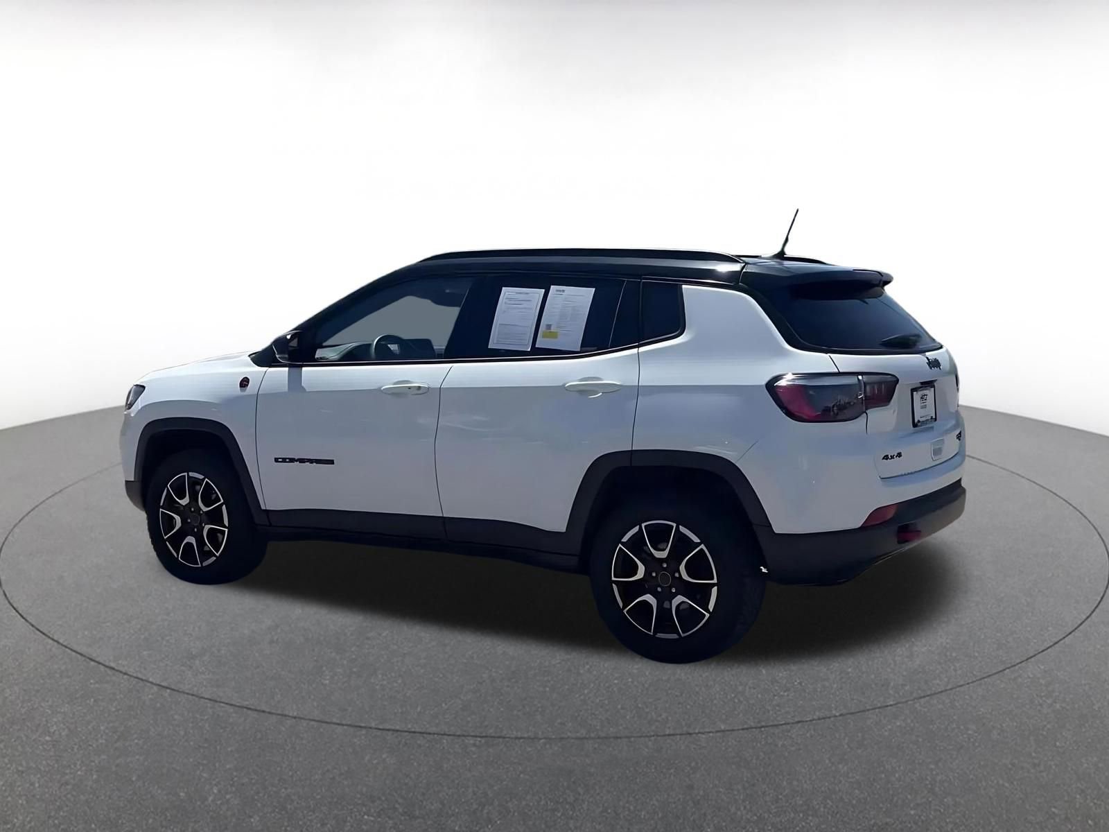 Thumbnail: 2025 Jeep Compass - 10