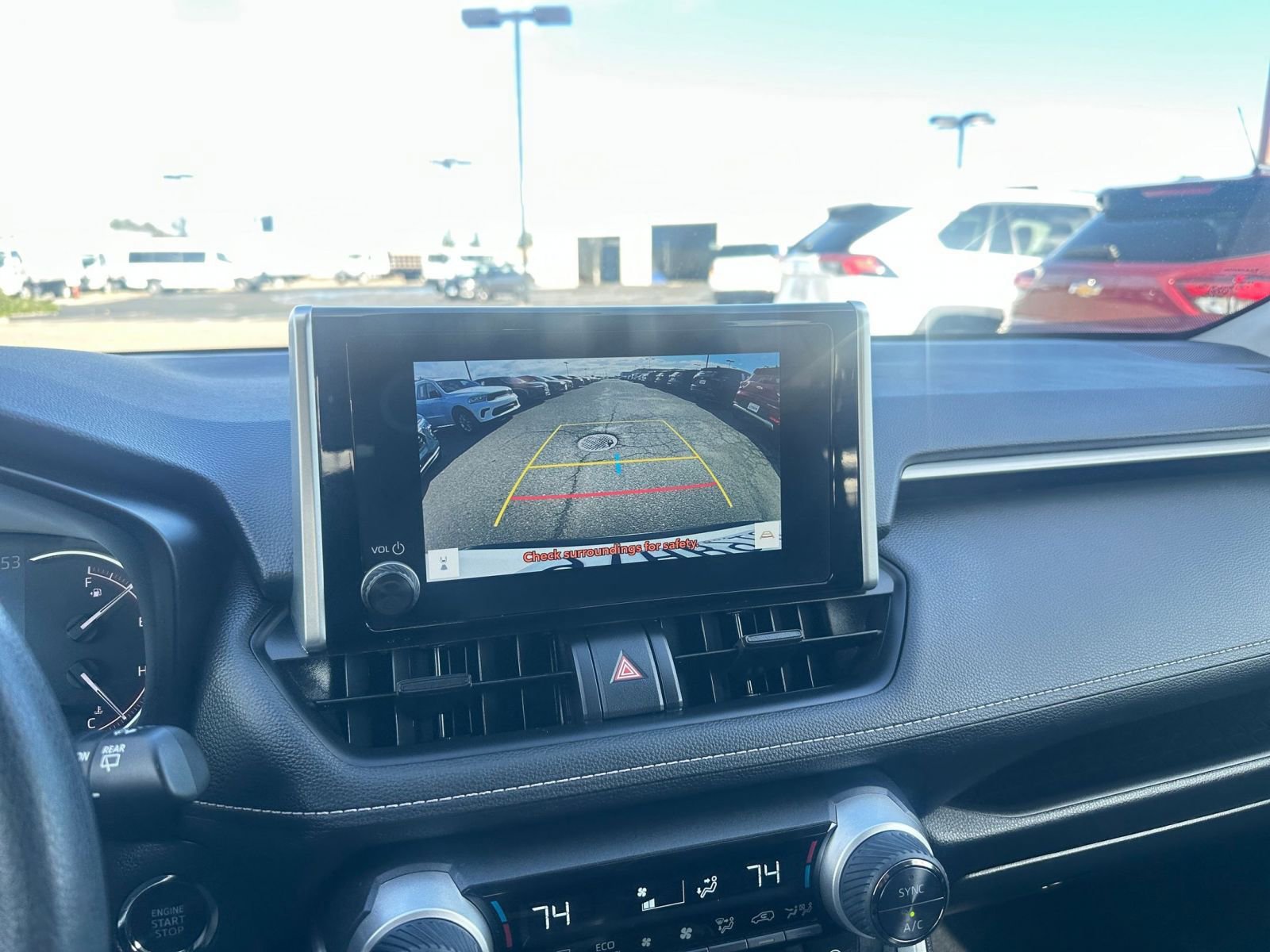 Thumbnail: 2025 Toyota RAV4 - 17