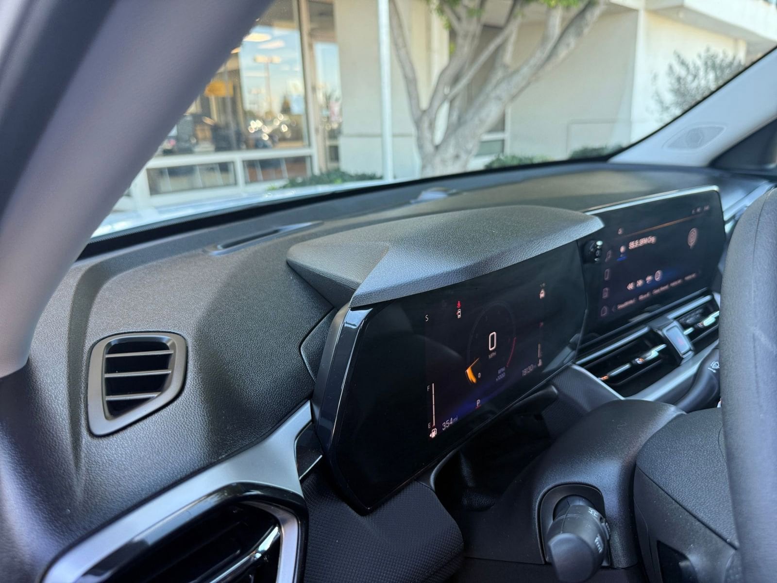 Thumbnail: 2025 Chevrolet TrailBlazer - 33