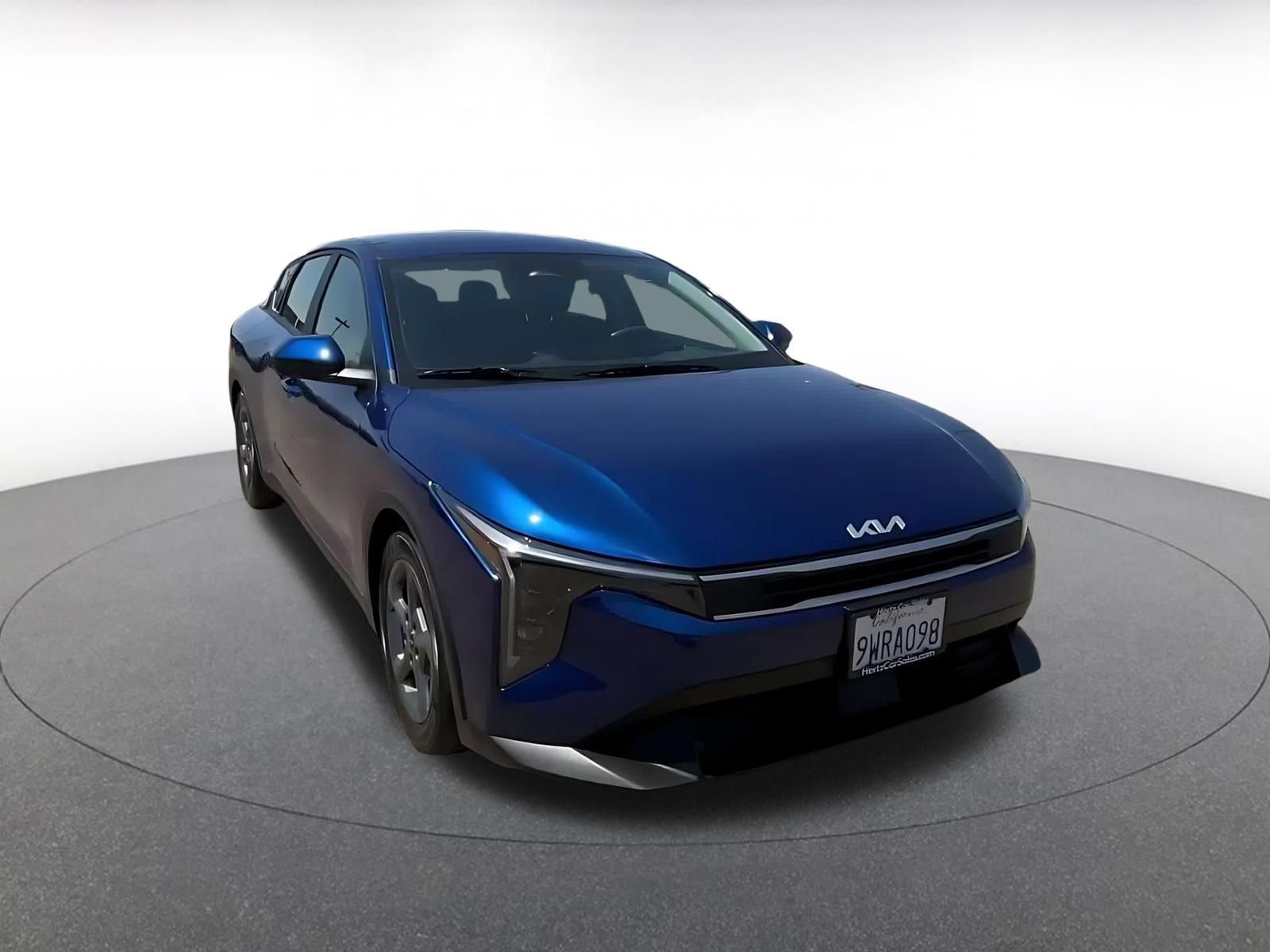 Thumbnail: 2026 Kia K4 - 3