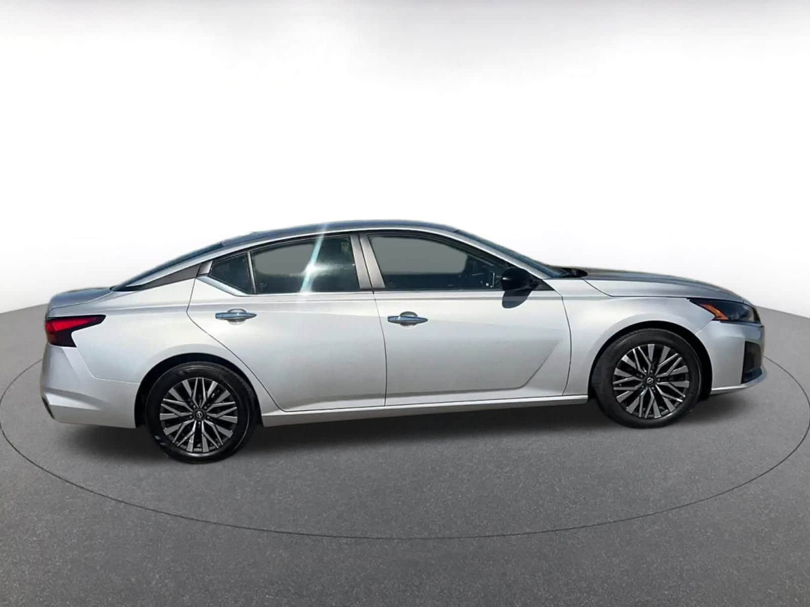 Thumbnail: 2024 Nissan Altima - 16