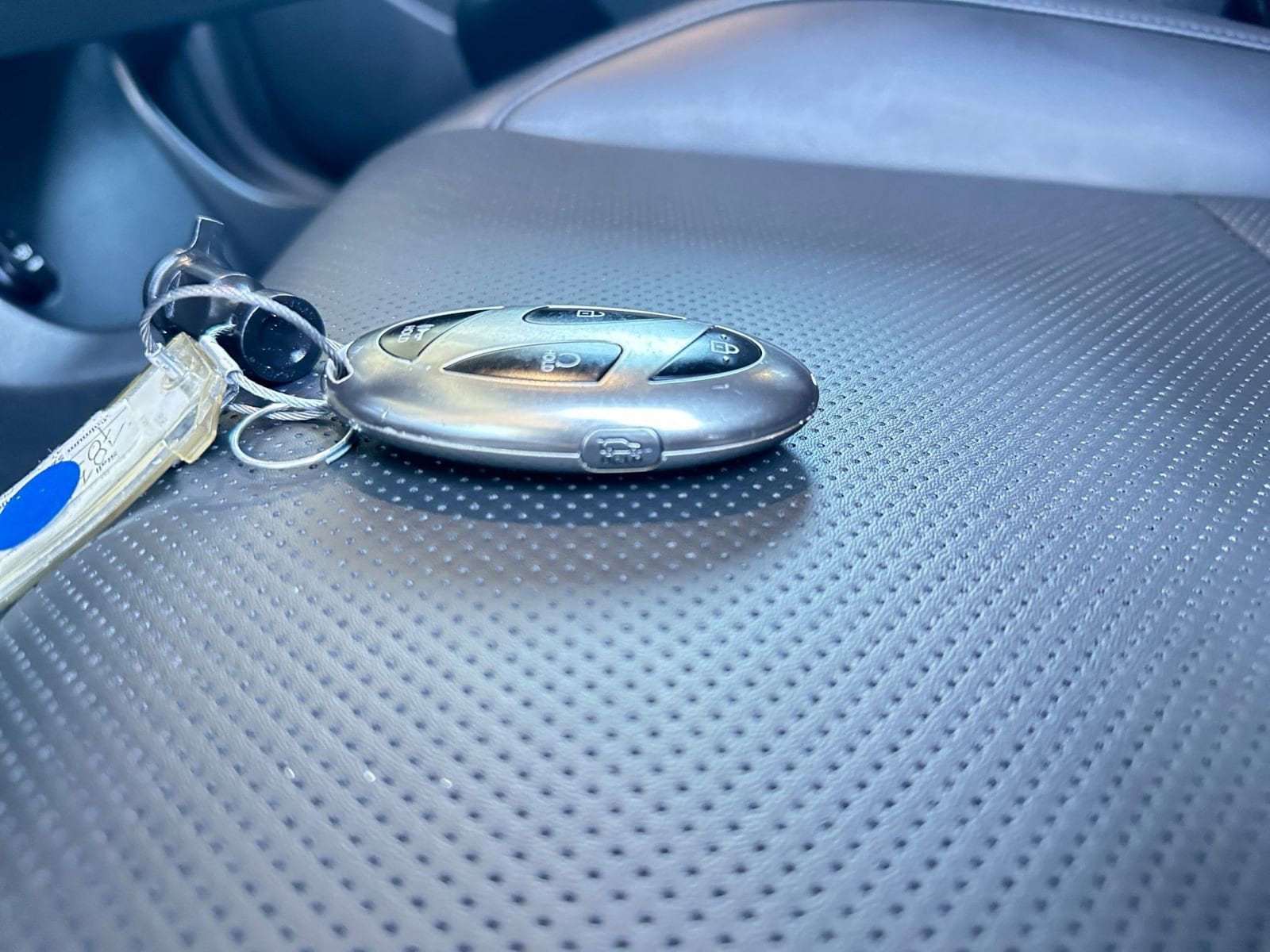 Thumbnail: 2025 Hyundai Santa Fe - 23