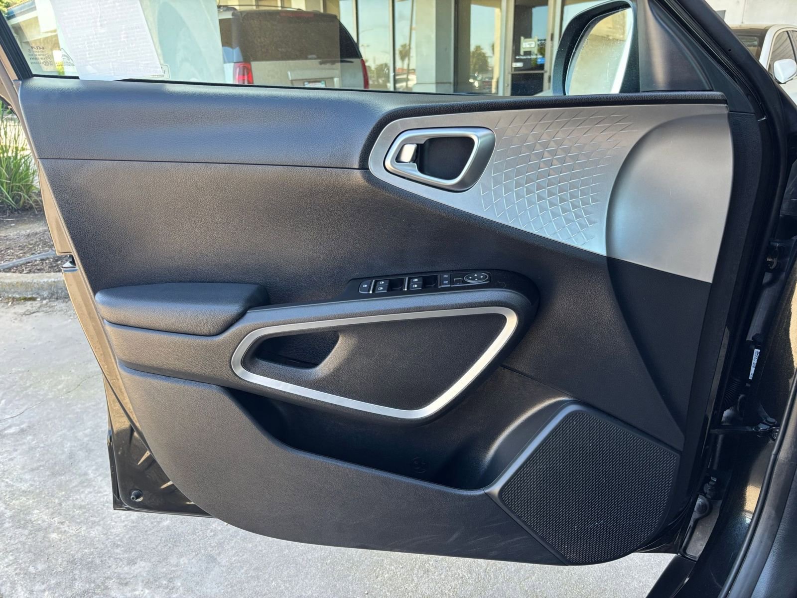 Thumbnail: 2025 Kia Soul - 18