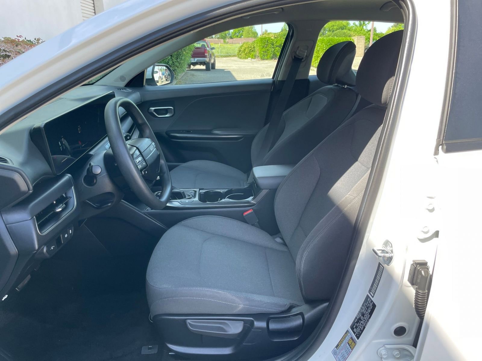 Thumbnail: 2025 Kia K4 - 25