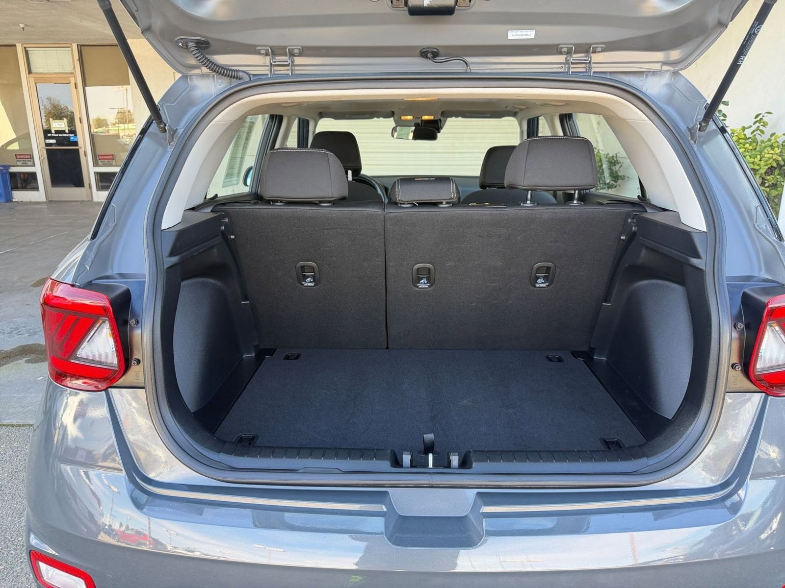 Thumbnail: 2025 Hyundai Venue - 33