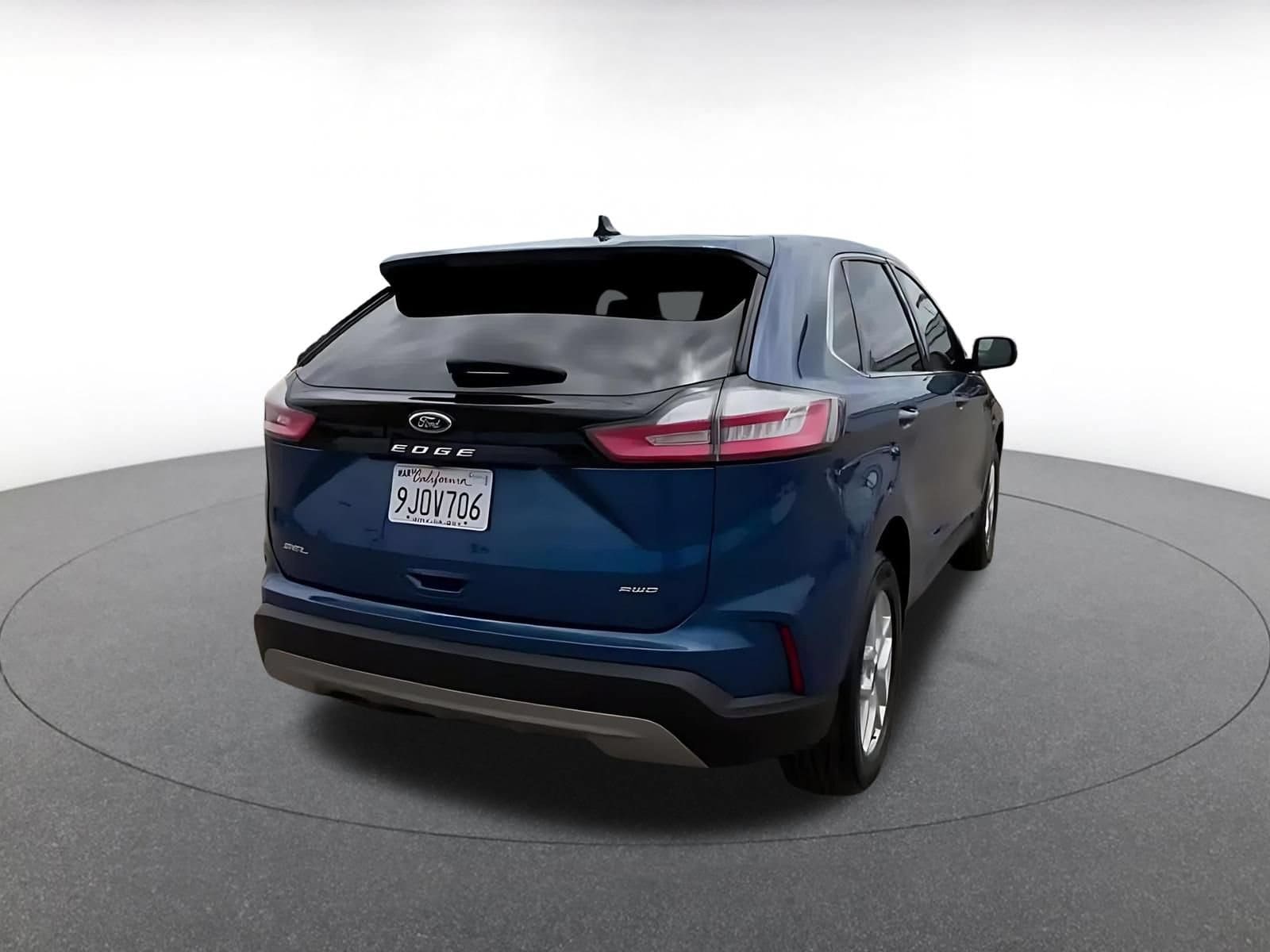 Thumbnail: 2024 Ford Edge - 15