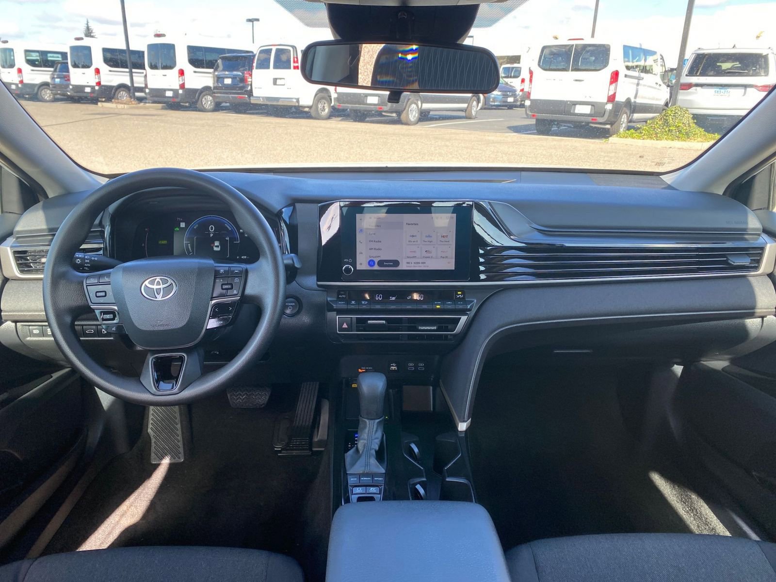 Thumbnail: 2025 Toyota Camry - 33