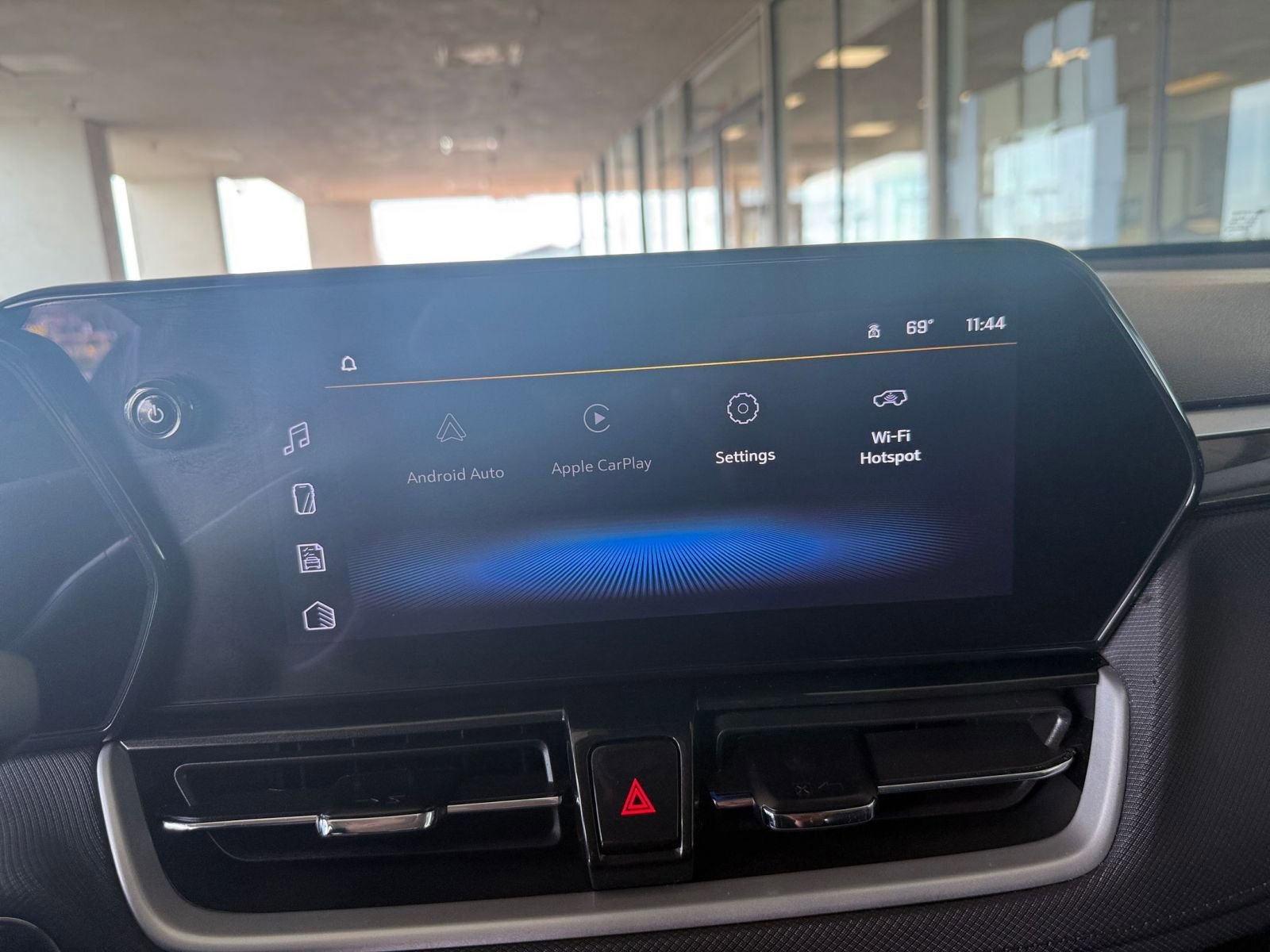 Thumbnail: 2025 Chevrolet TrailBlazer - 22