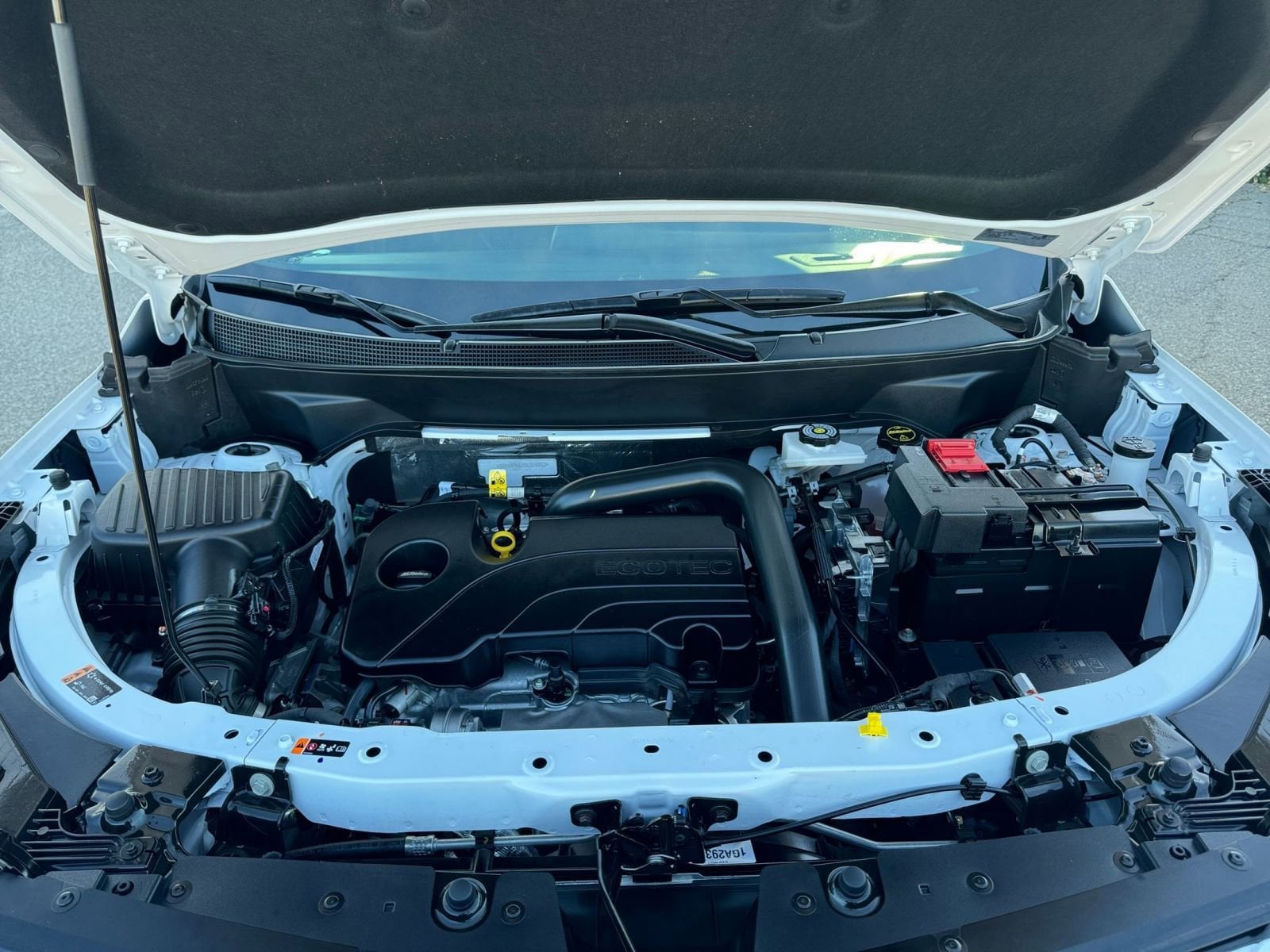 Thumbnail: 2025 Chevrolet Equinox - 32