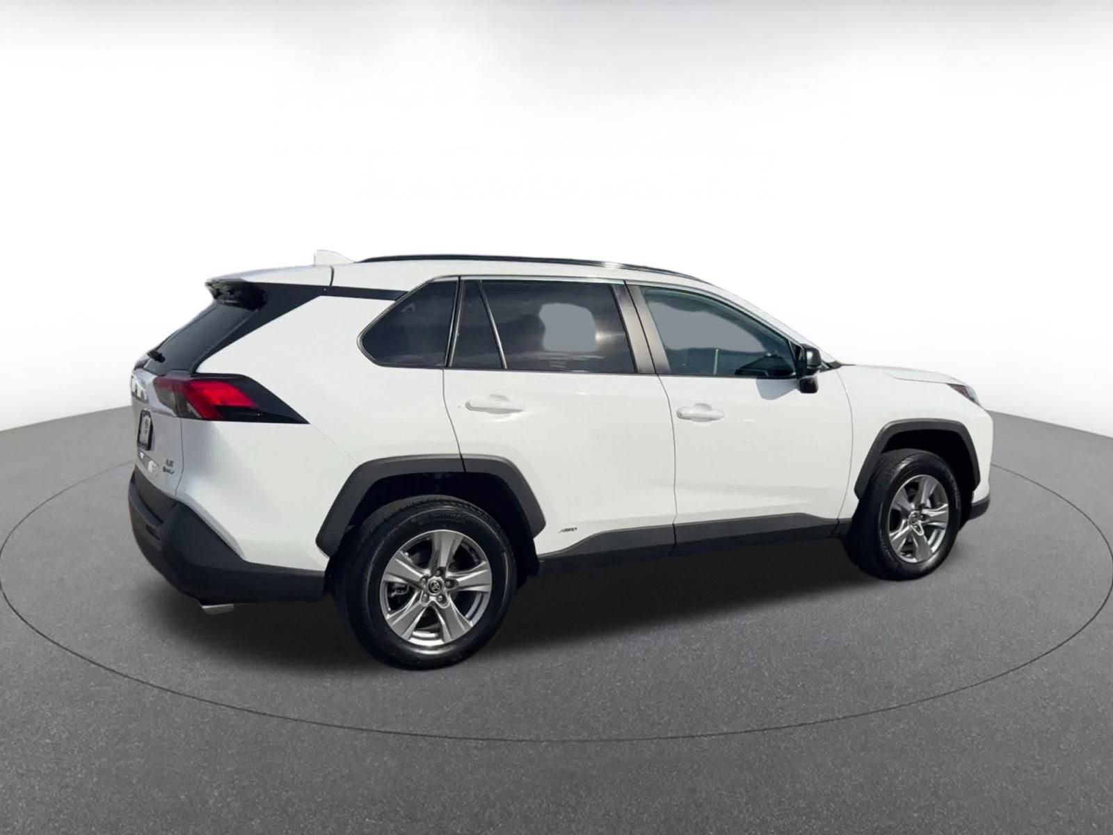 Thumbnail: 2025 Toyota RAV4 - 14