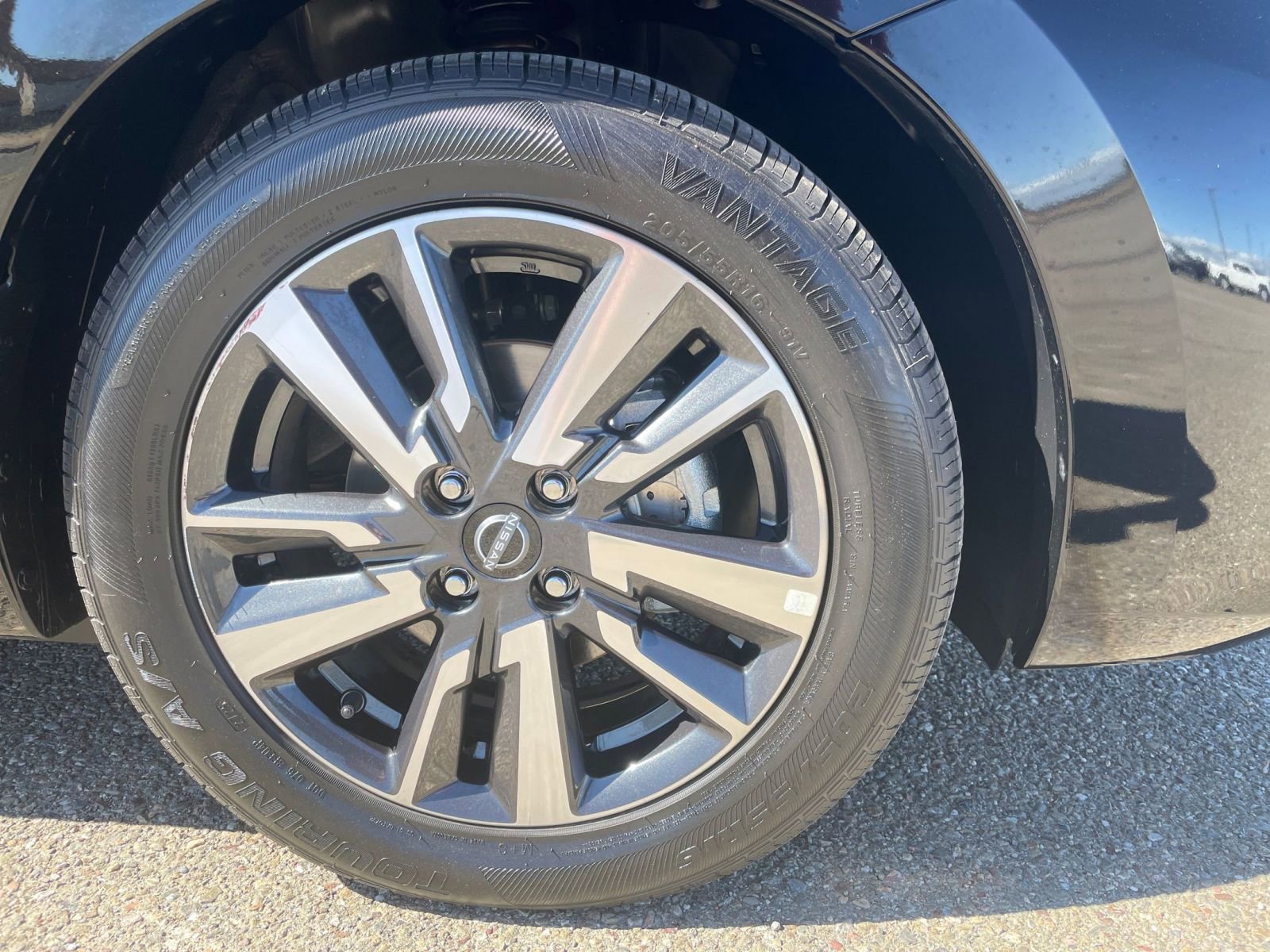 Thumbnail: 2025 Nissan Versa - 28