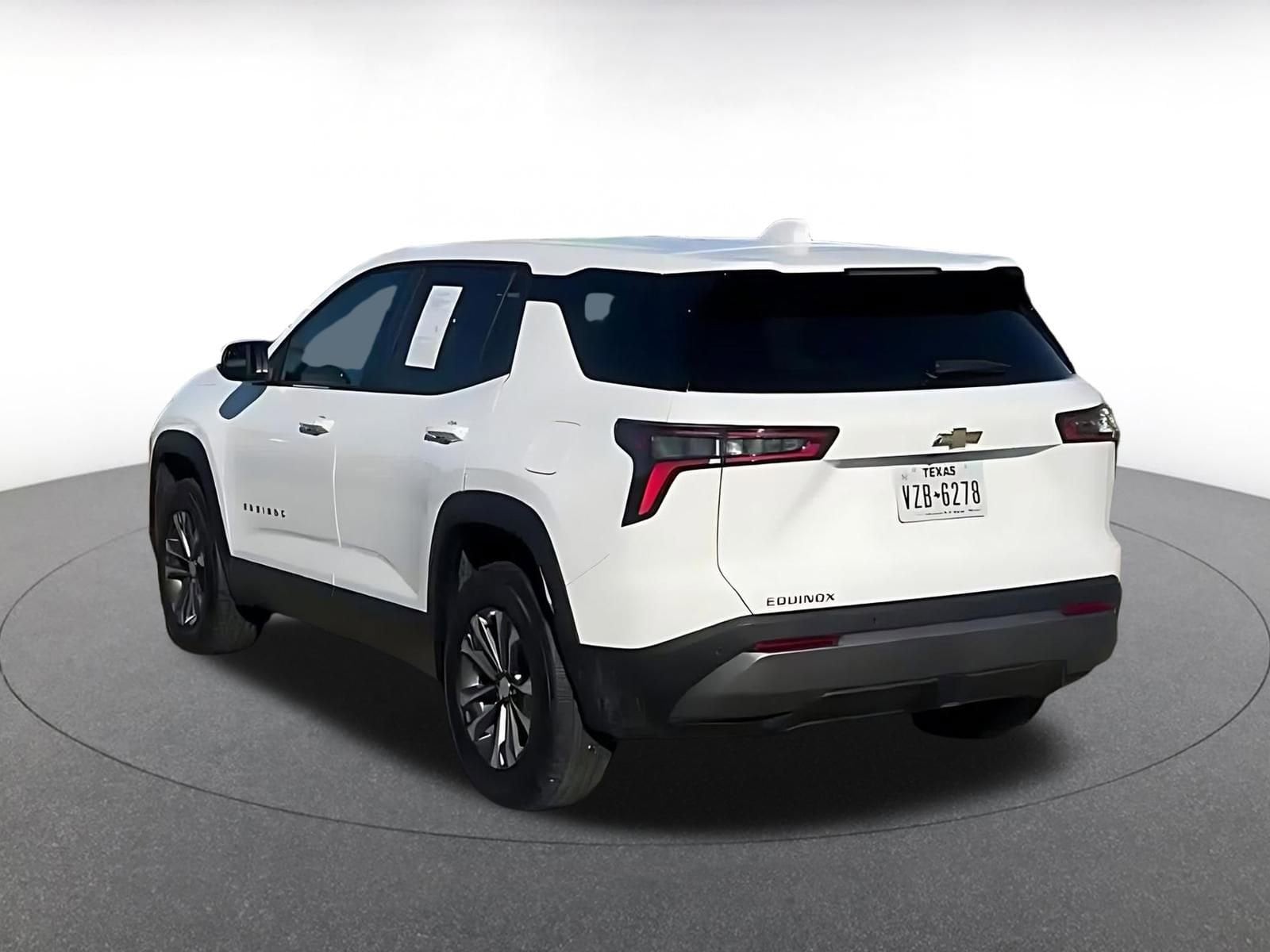 Thumbnail: 2025 Chevrolet Equinox - 11