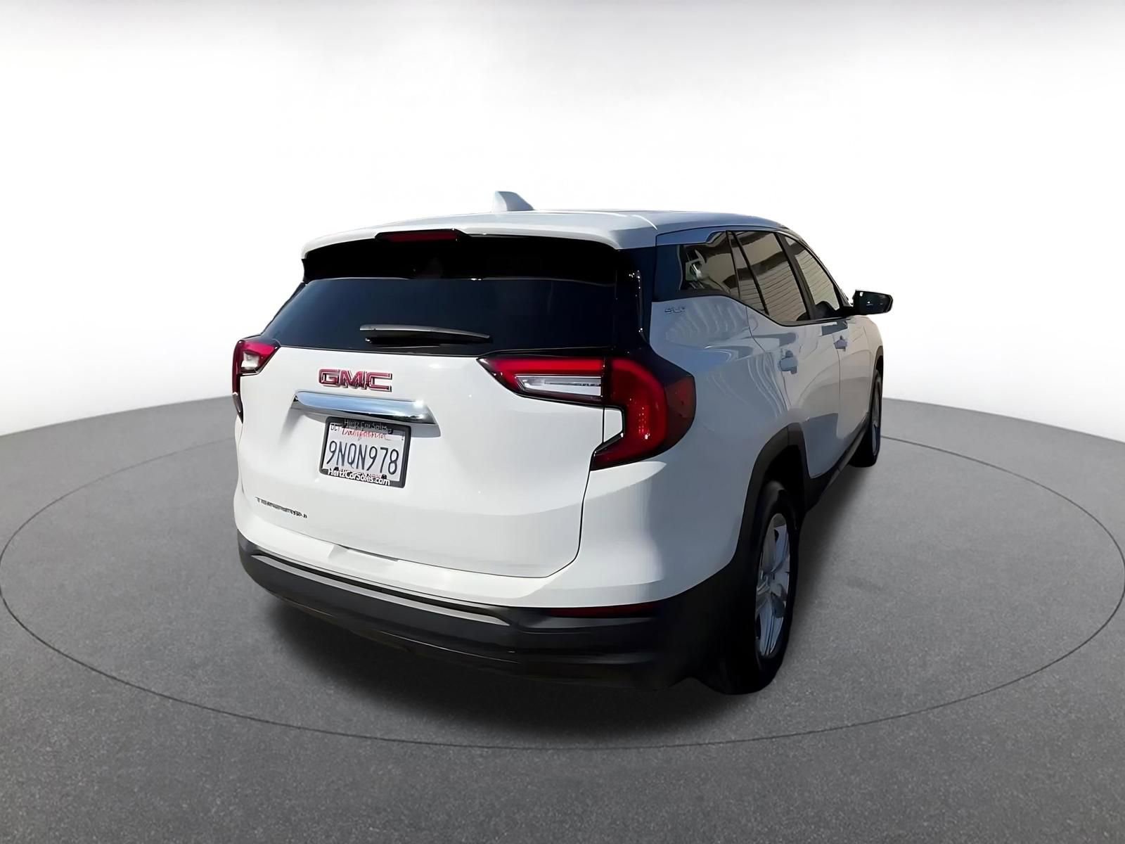 Thumbnail: 2024 GMC Terrain - 15