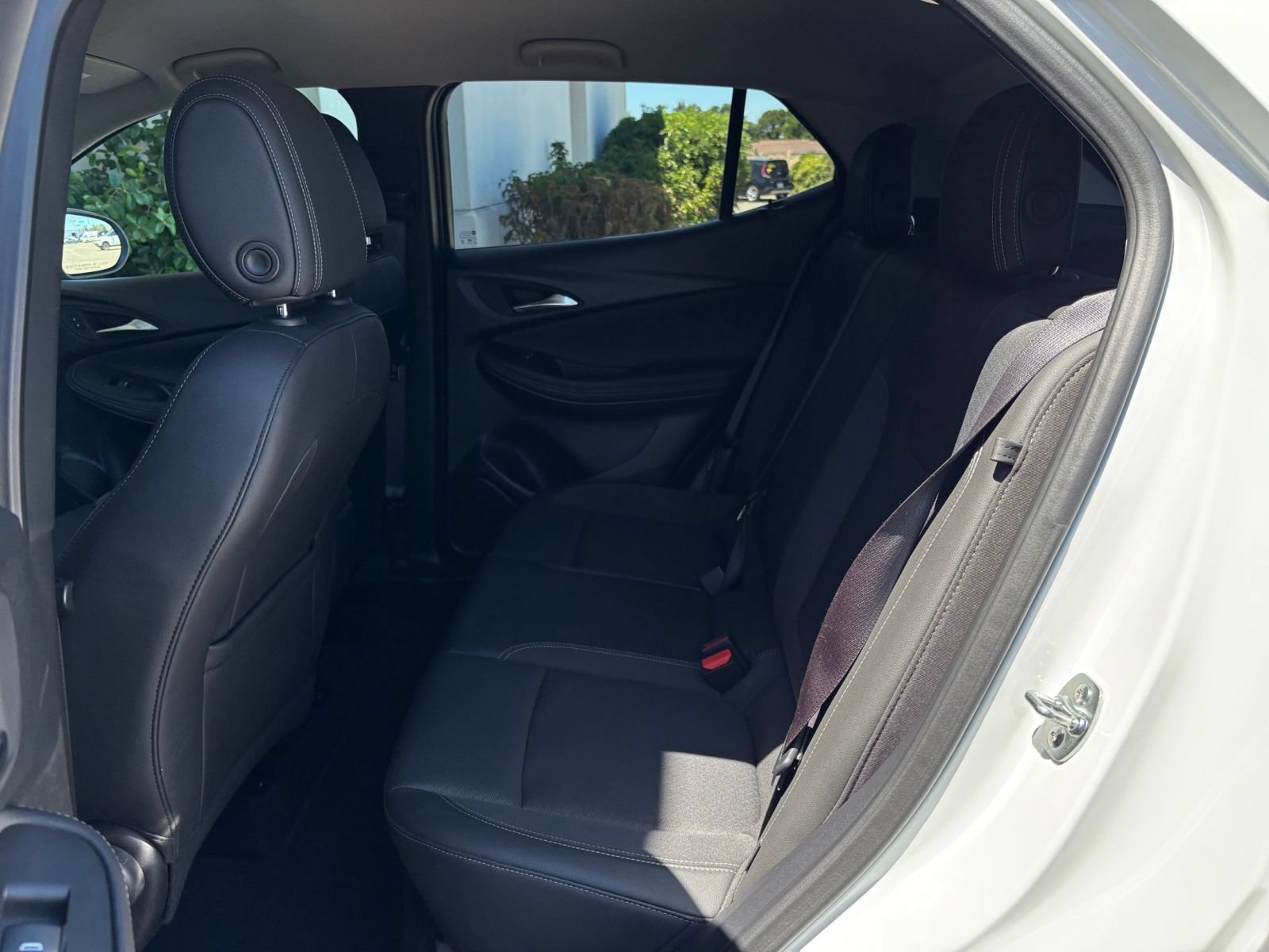Thumbnail: 2025 Buick Encore GX - 21