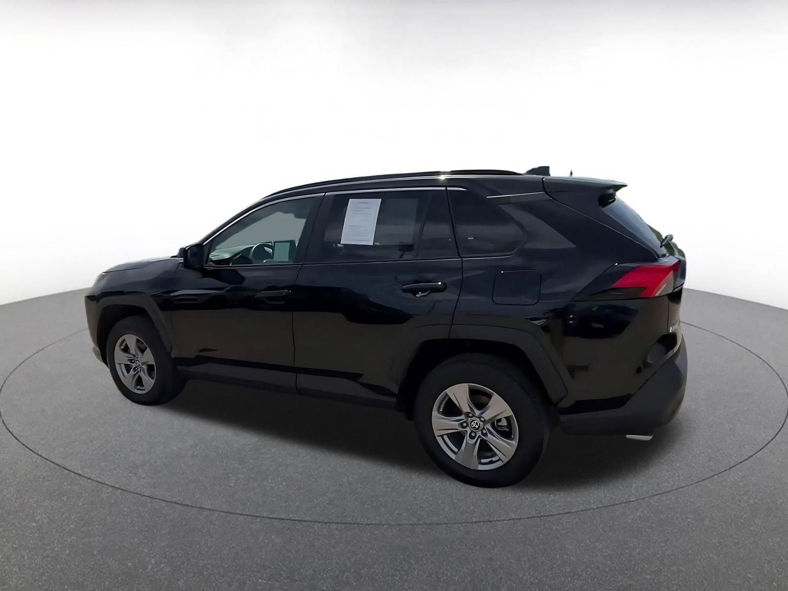 Thumbnail: 2025 Toyota RAV4 - 10